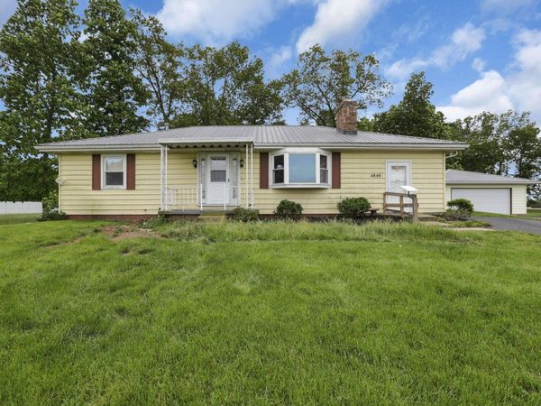4849 Campbell Road , Ashville, OH 43103