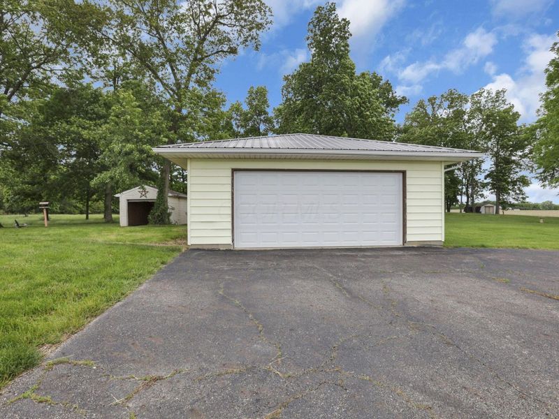 4849 Campbell Road , Ashville, OH 43103 Photo 29