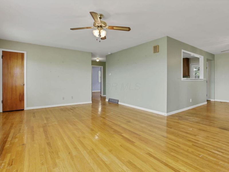 4849 Campbell Road , Ashville, OH 43103 Photo 8