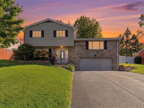 77 Duncan Station Rd , Mckeesport, PA 15135