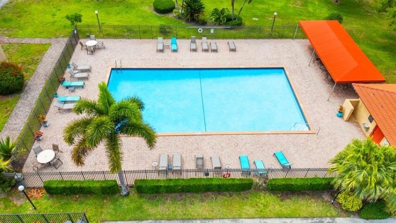 22910 Oxford Place, Unit D, Boca Raton, FL 33433 Photo