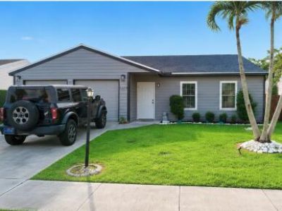 5223 W Canal Cir Circle W, Lake Worth, FL 33467 Main Photo