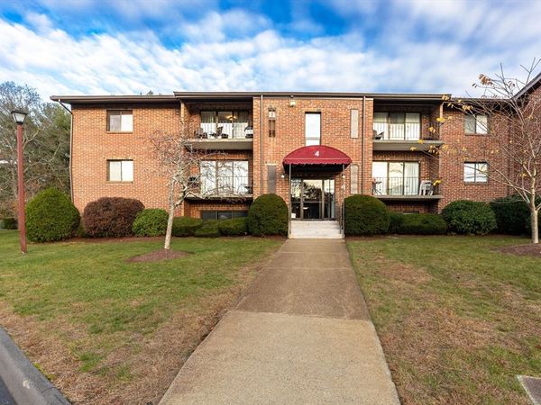 221 Oak Street, Unit 4-31, Brockton, MA 02301