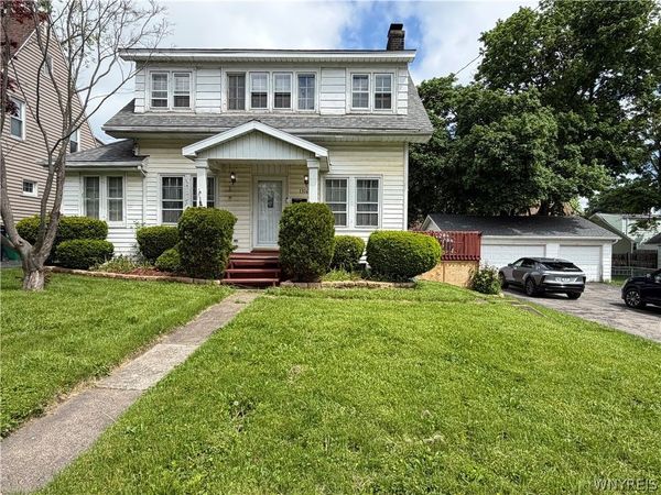 1316 Garrett Avenue , Niagara Falls, NY 14305