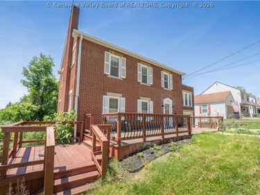 929 Greendale Drive, Charleston, WV 25302