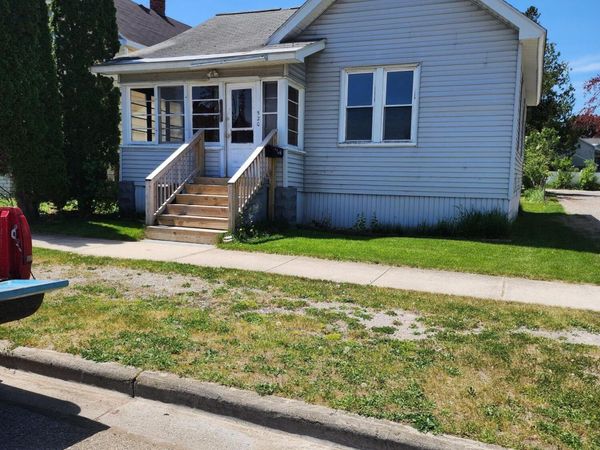 520 W Lake Street, Alpena, MI 49707