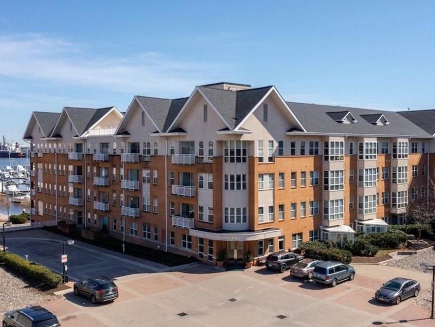 23 Pierside Drive , Unit 428, Baltimore, MD 21230 Main Photo