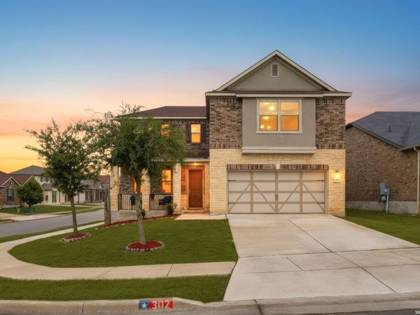 302 SHADOW TER, Universal City, TX 78148