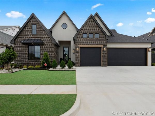 11113 S Thomas Terrace W, Jenks, OK 74037