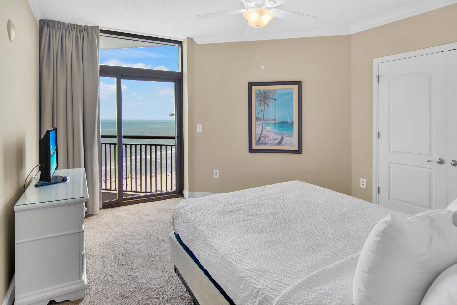 100 North Beach Blvd.  Photo 15