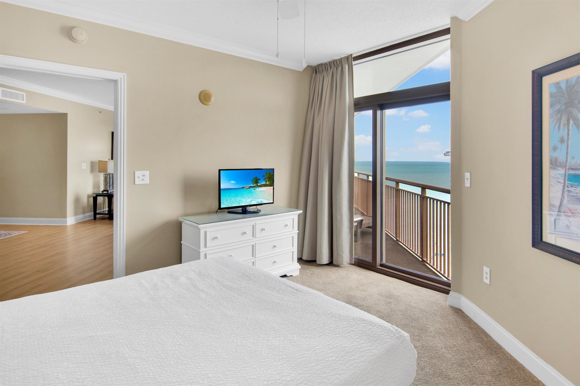 100 North Beach Blvd.  Photo 16