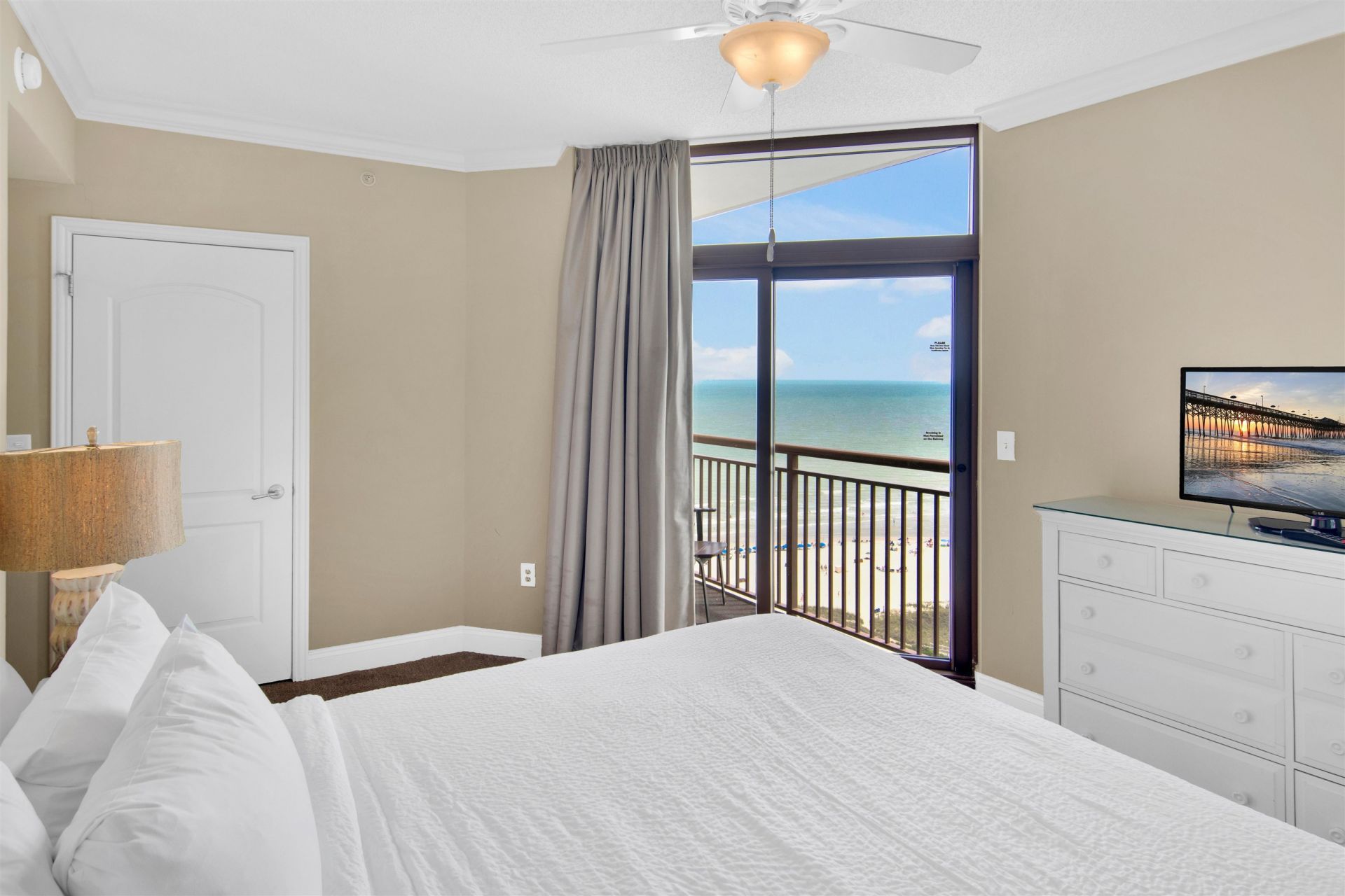 100 North Beach Blvd.  Photo 20