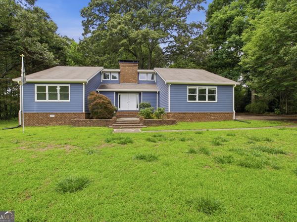 41 Lorraine Valley, Winder, GA 30680