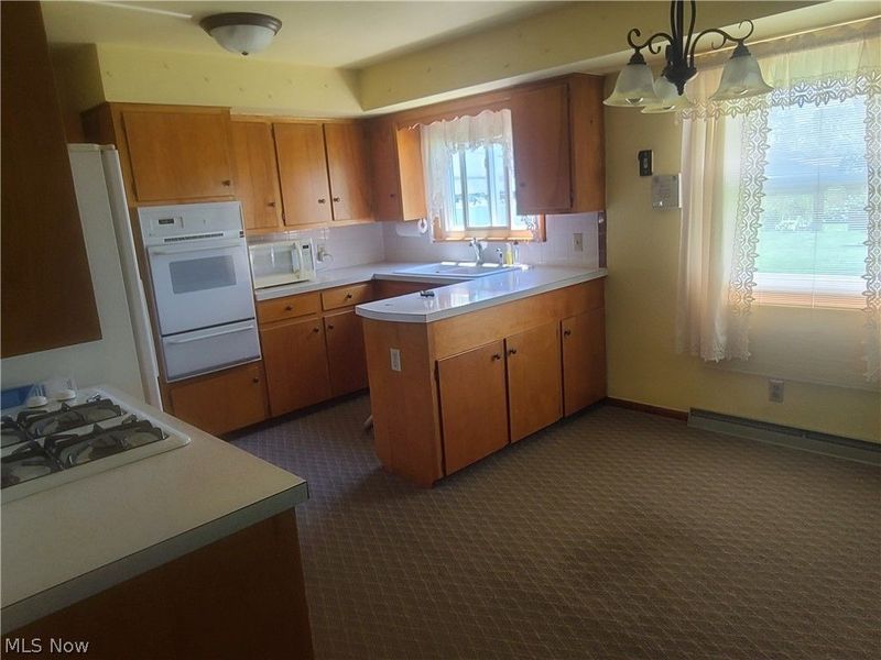 3718 35th Street NE, Canton, OH 44705 Photo 2