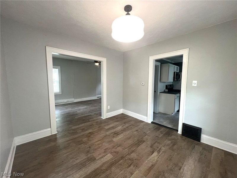 31 E Brookside Avenue , Akron, OH 44301 Photo 6