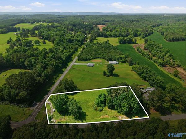 3563 East Upper River Road, Decatur, AL 35670
