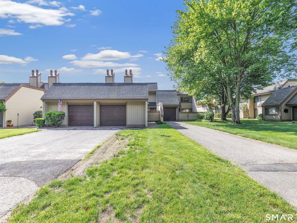 85 Viscount , Unit 2E, Milford, CT 06460