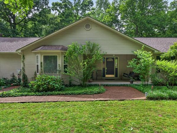 2025 Old Bon Air Rd, Sparta, TN 38583