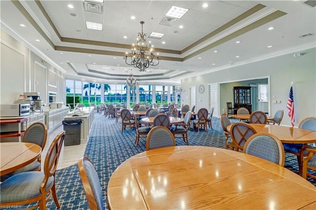 29 High Point Cir E, Unit 403, Naples, FL 34103 Photo