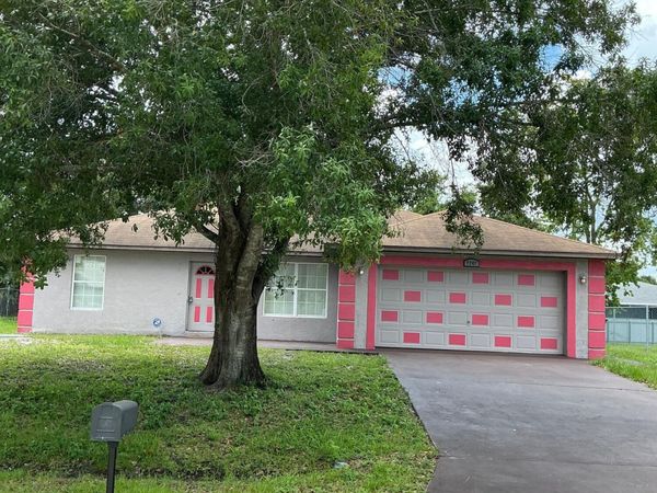 2242 SE Master Avenue, Port St. Lucie, FL 34952