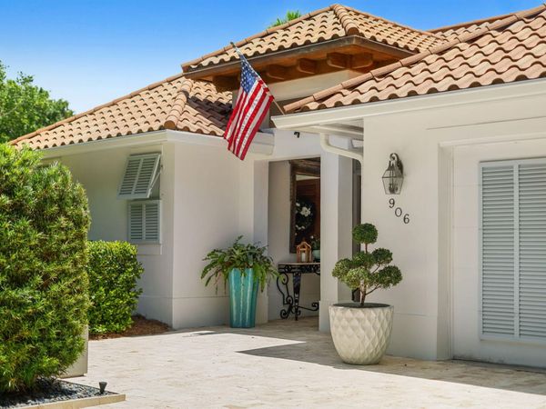 906 Jasmine Lane, Vero Beach, FL 32963