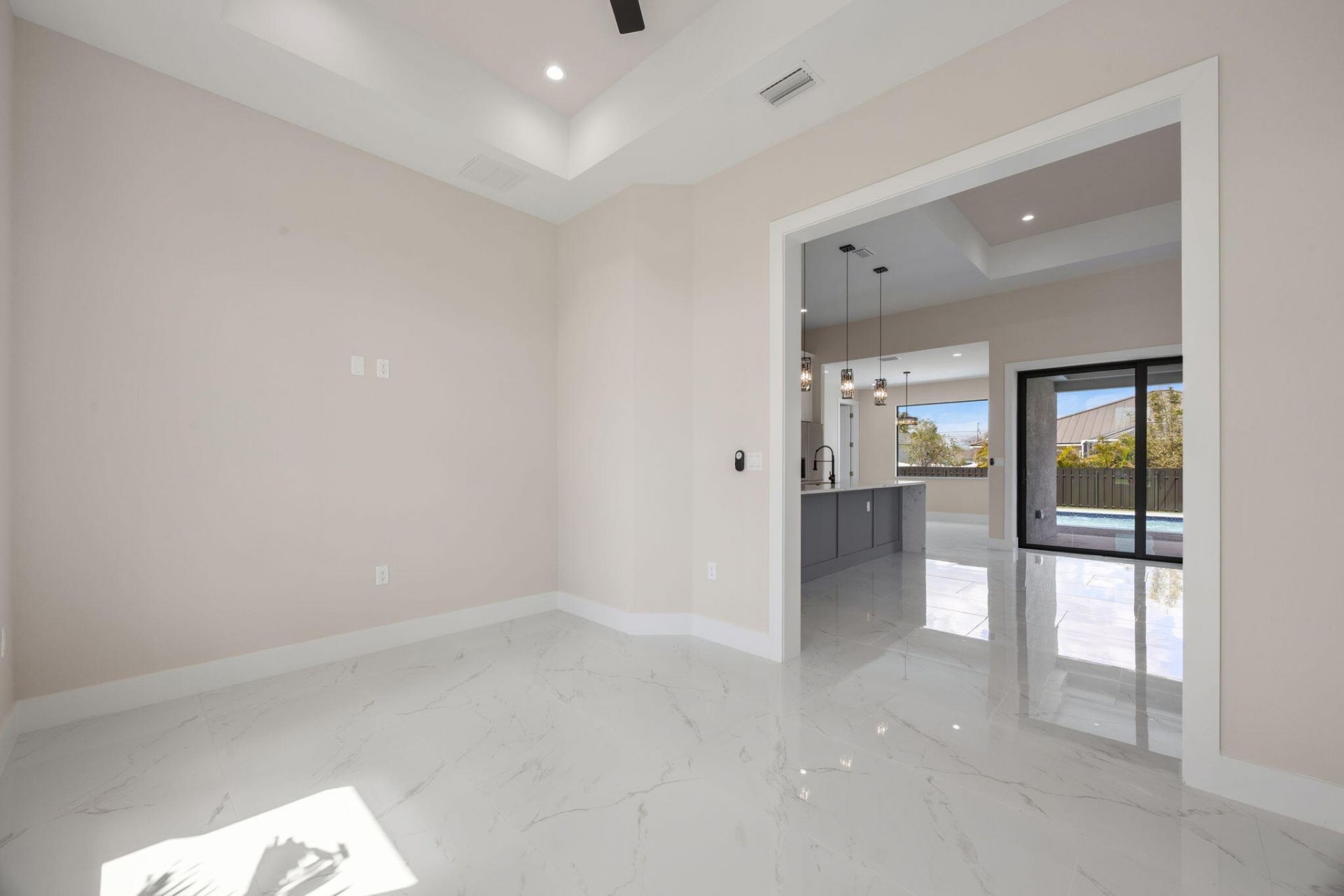 2015 NW 21st Street, Cape Coral, FL 33993 Photo