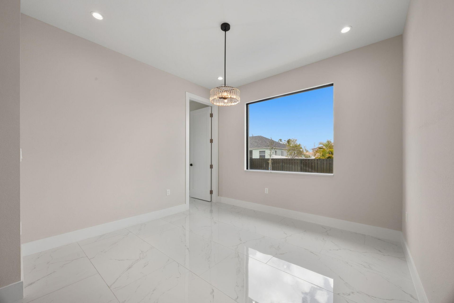 2015 NW 21st Street, Cape Coral, FL 33993 Photo