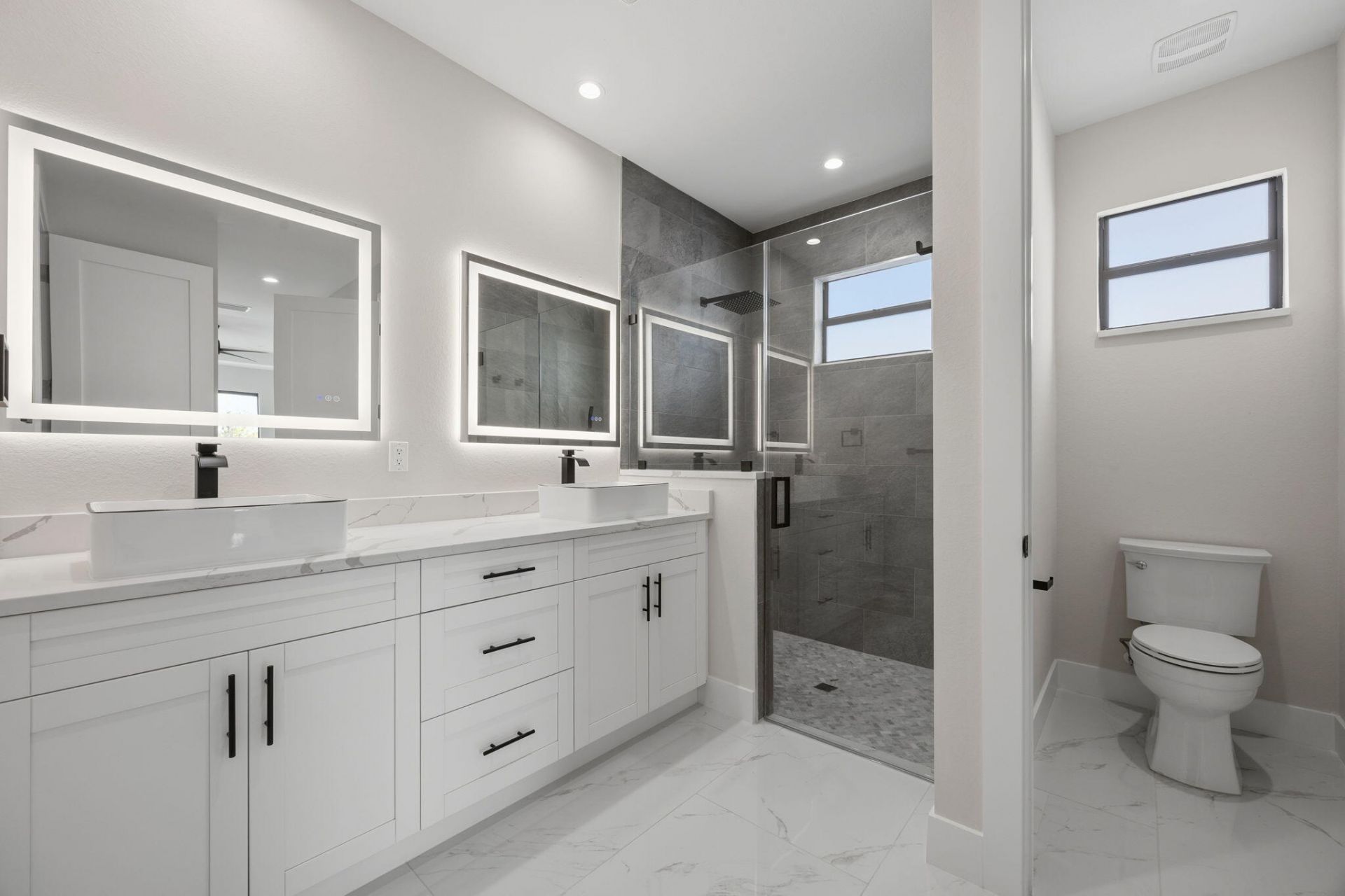2015 NW 21st Street, Cape Coral, FL 33993 Photo