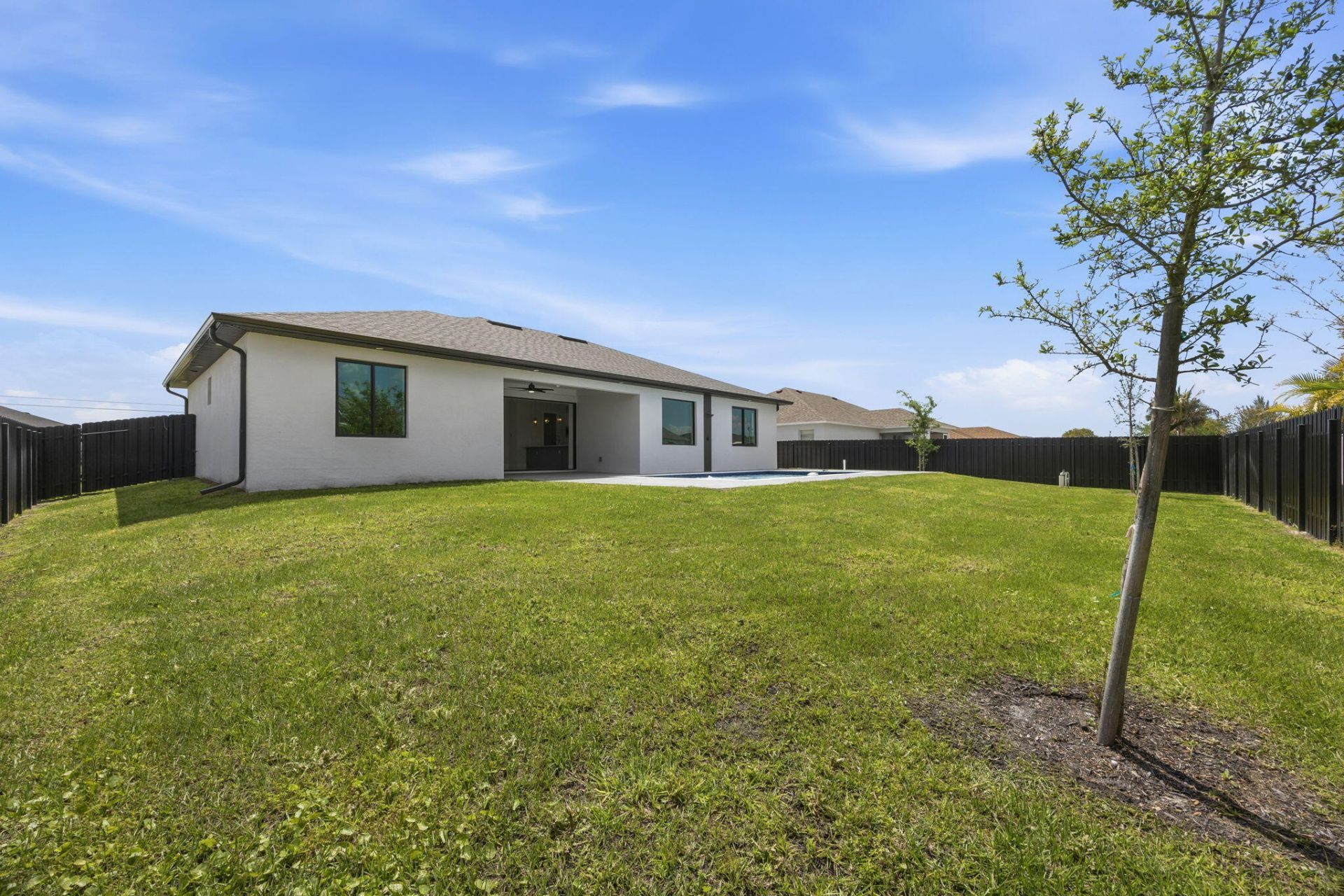2015 NW 21st Street, Cape Coral, FL 33993 Photo