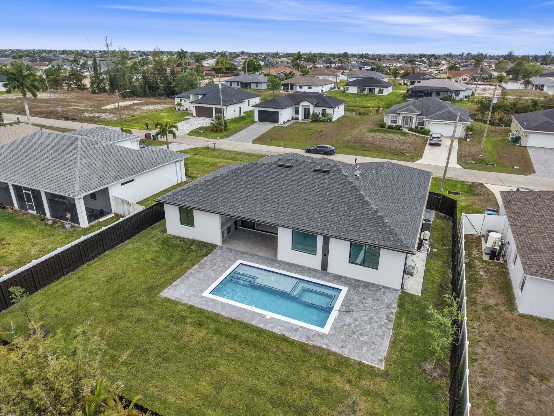 2015 NW 21st Street, Cape Coral, FL 33993 Photo
