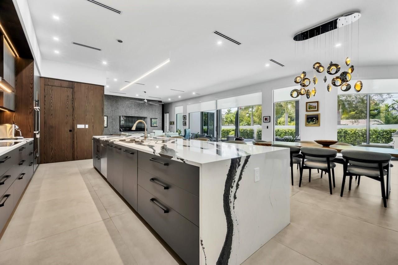 300 NE 21st Court, Wilton Manors, FL 33305 Photo