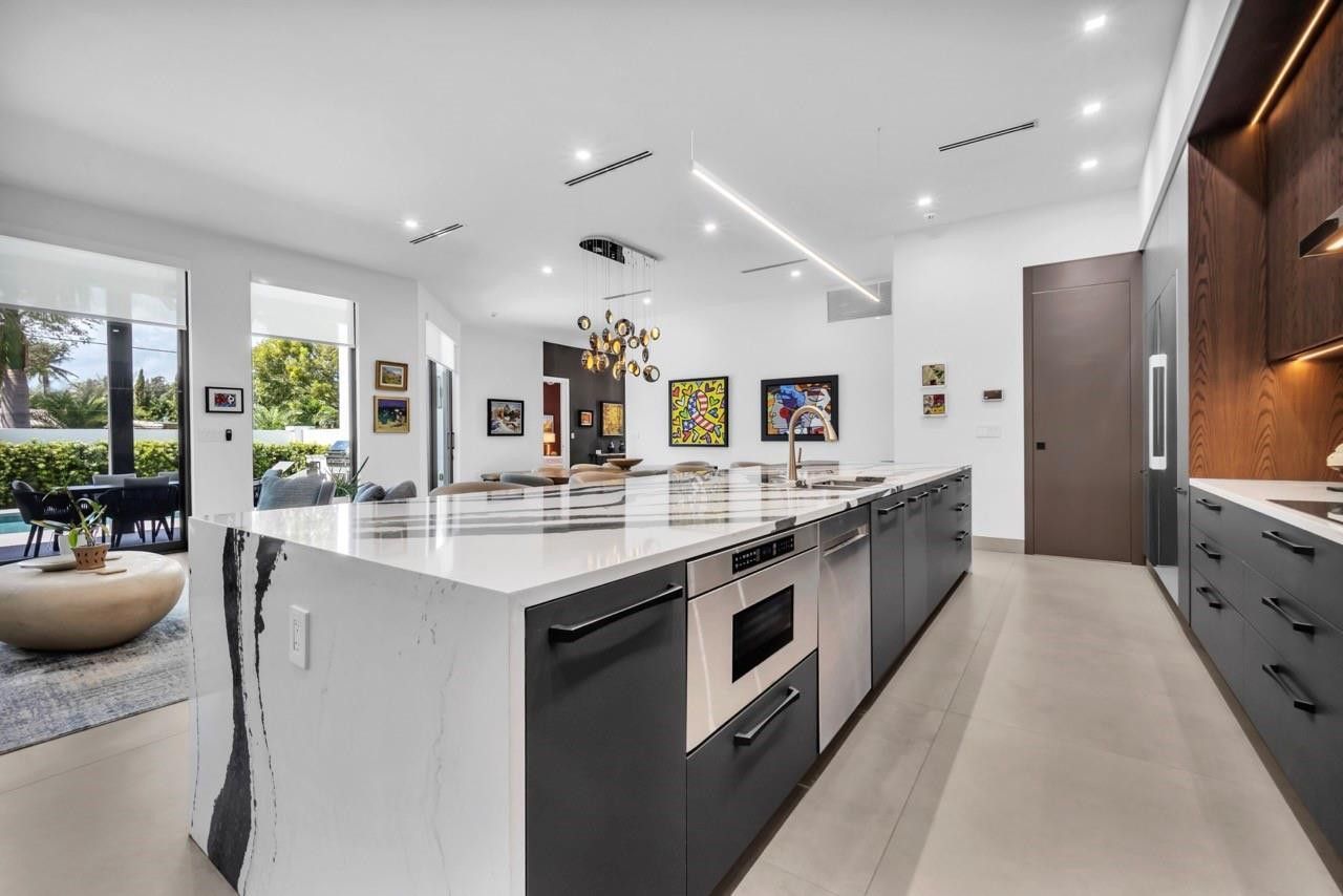 300 NE 21st Court, Wilton Manors, FL 33305 Photo