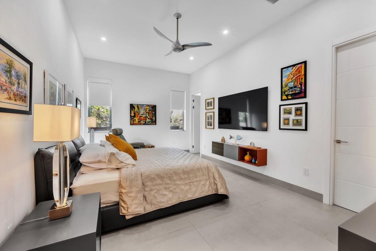 300 NE 21st Court, Wilton Manors, FL 33305 Photo