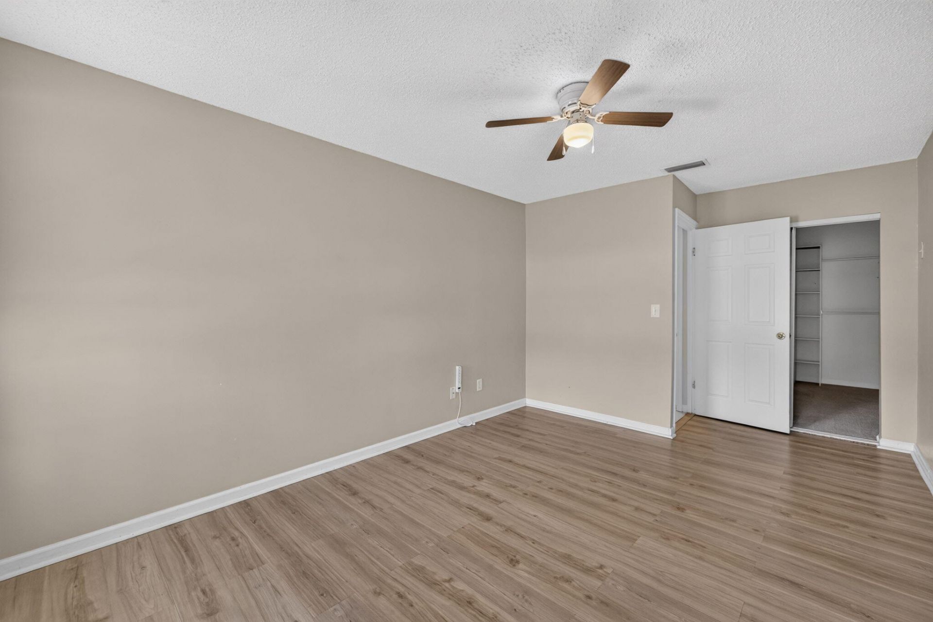 5919 SE Pine Drive, Stuart, FL 34997 Photo