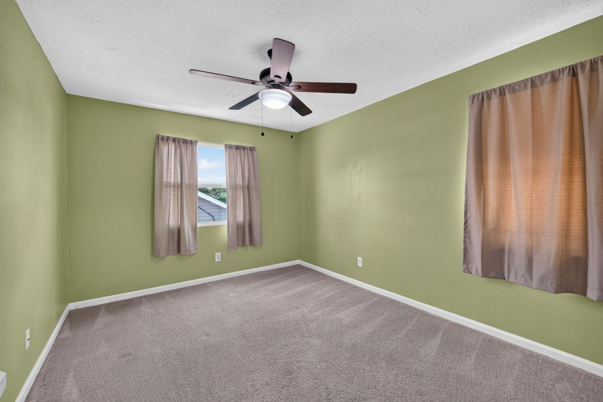 5919 SE Pine Drive, Stuart, FL 34997 Photo