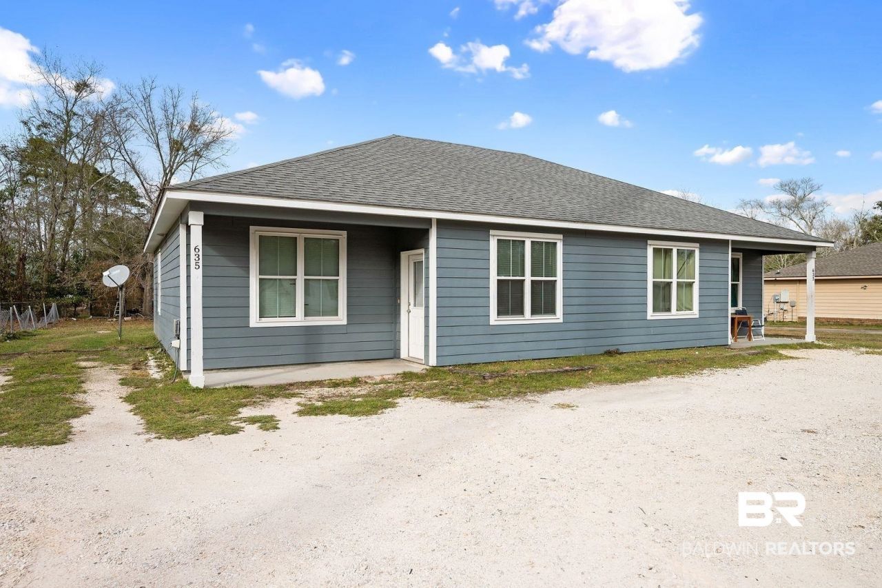 635 E Azalea Avenue, Foley, AL 36535 Main Photo