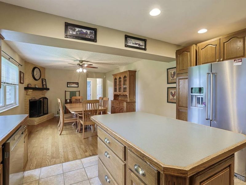2061 Edinburg Lane, Fairfield, OH 45014 Photo 12