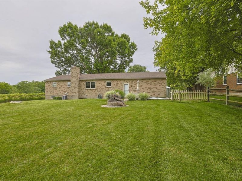 2061 Edinburg Lane, Fairfield, OH 45014 Photo 32