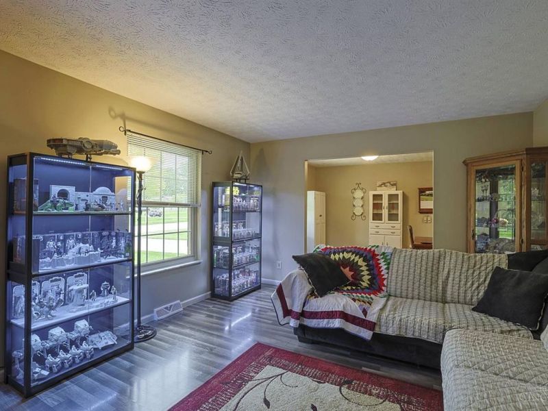 2061 Edinburg Lane, Fairfield, OH 45014 Photo 6
