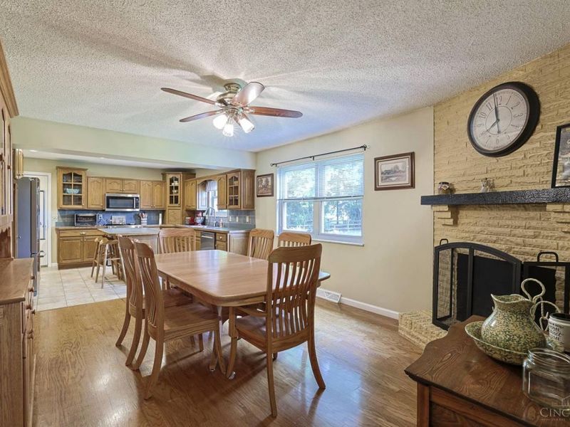 2061 Edinburg Lane, Fairfield, OH 45014 Photo 9
