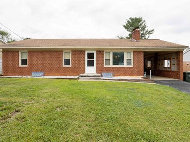 211 GEORGE ST, STAUNTON, VA 24401