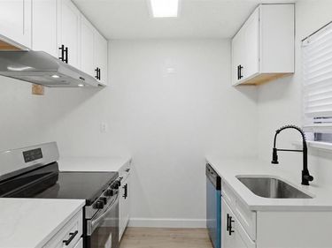 8110 Skillman Street , Unit 1034, Dallas, TX 75231