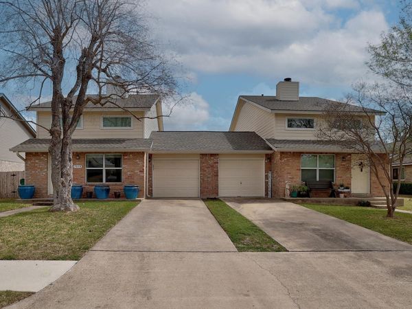 703 Valley View DR, Unit A & B, Pflugerville, TX 78660