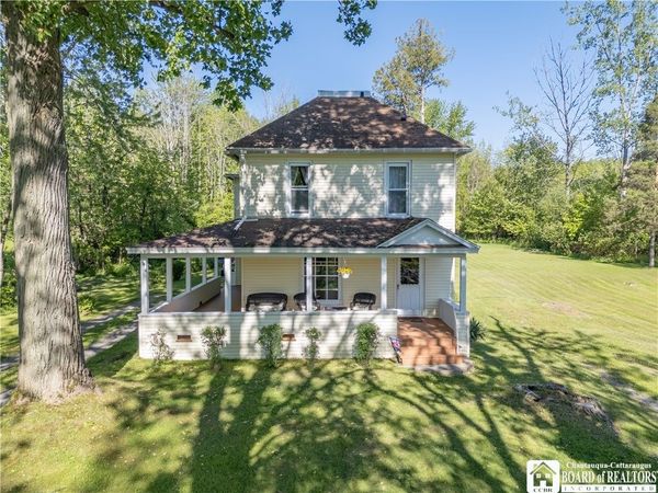 12210 Hanford Road , Silver Creek, NY 14136
