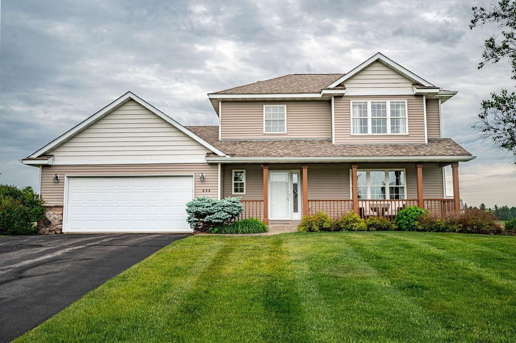 444 W Overlook Drive , Ellsworth, WI 54011