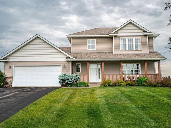 444 W Overlook Drive, Ellsworth, WI 54011