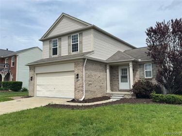 56602 Winding Creek Drive , Macomb Twp, MI 48042