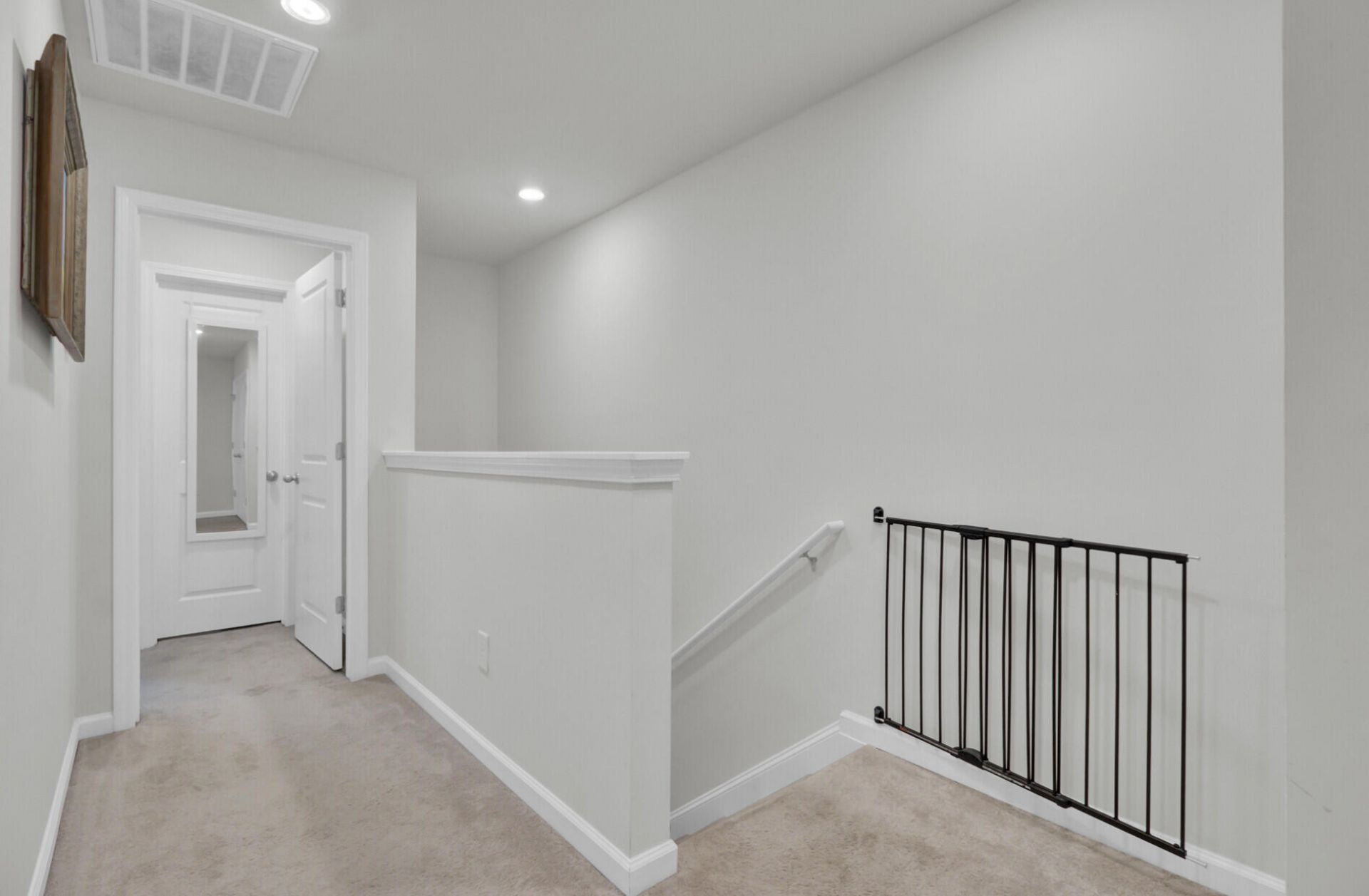 102 Rosefield Court Photo 21