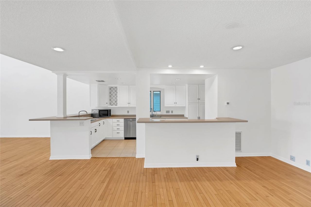 4051 Shell Road , Siesta Key, FL 34242 Photo
