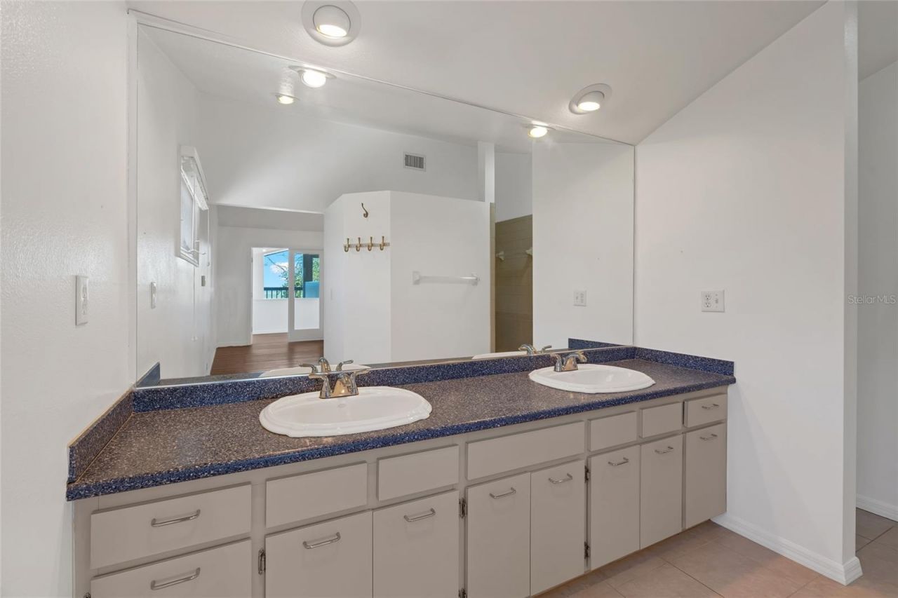 4051 Shell Road , Siesta Key, FL 34242 Photo